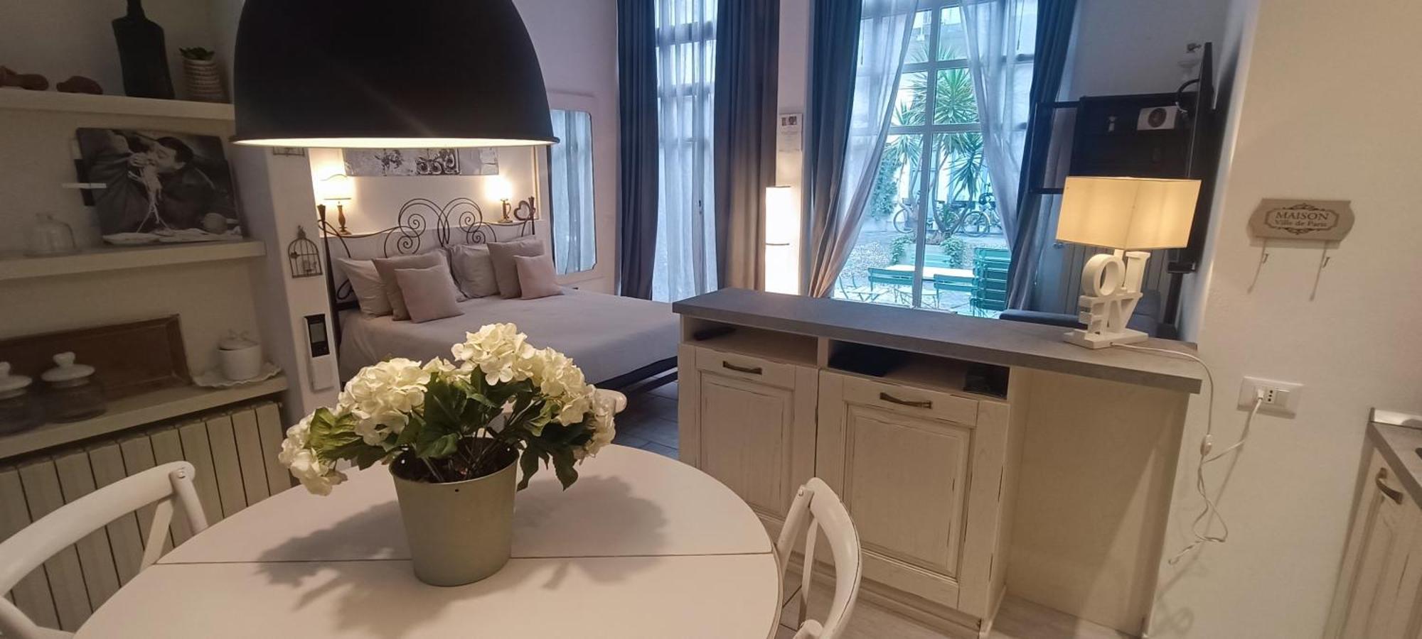 Carducci Bed and Breakfast Como Eksteriør billede
