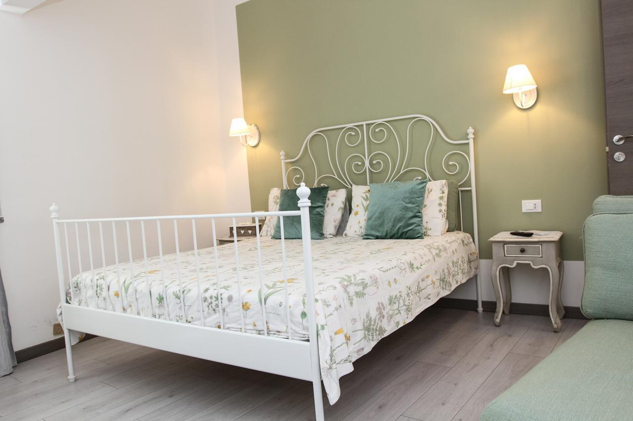 Carducci Bed and Breakfast Como Eksteriør billede
