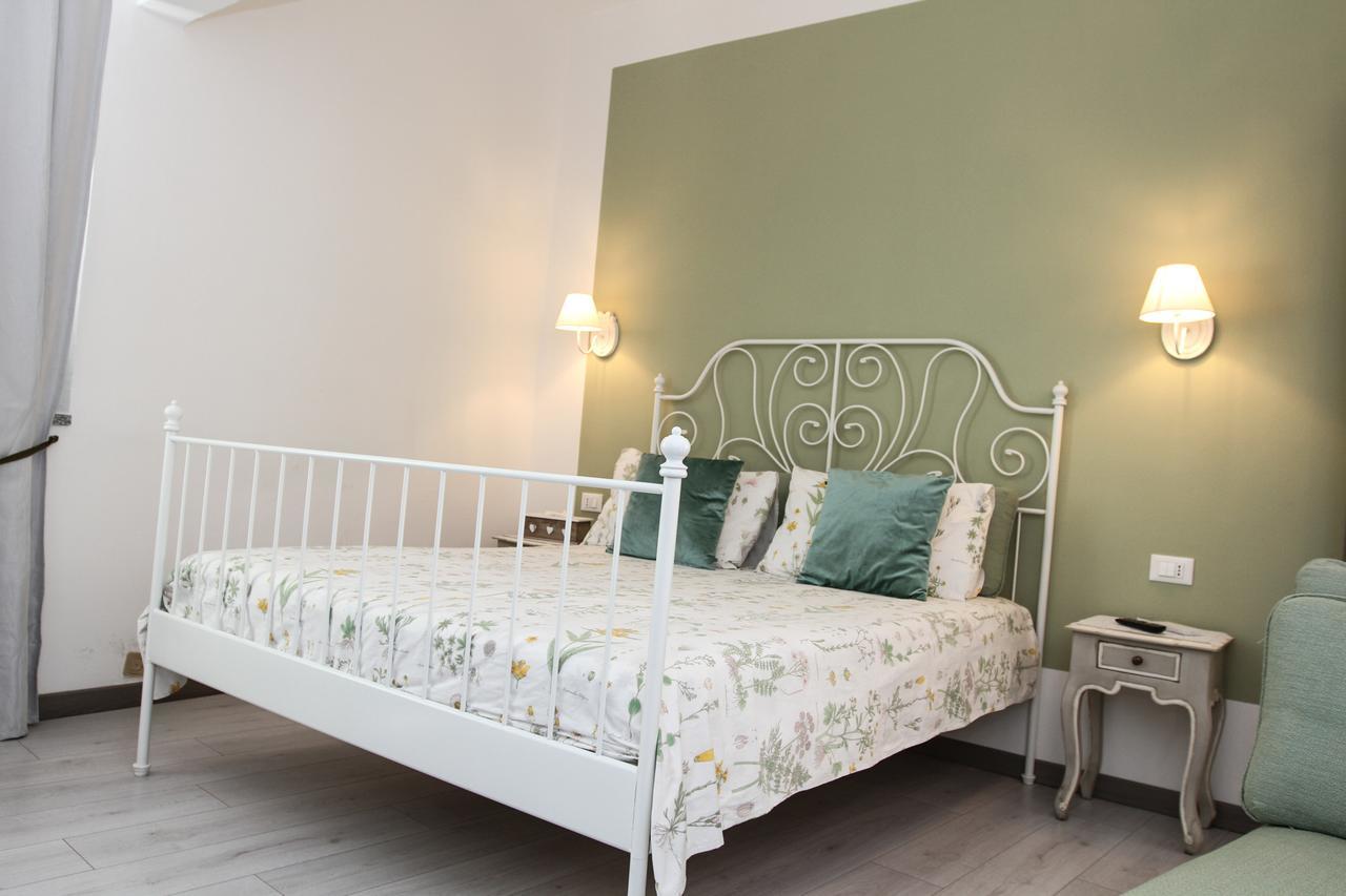 Carducci Bed and Breakfast Como Eksteriør billede